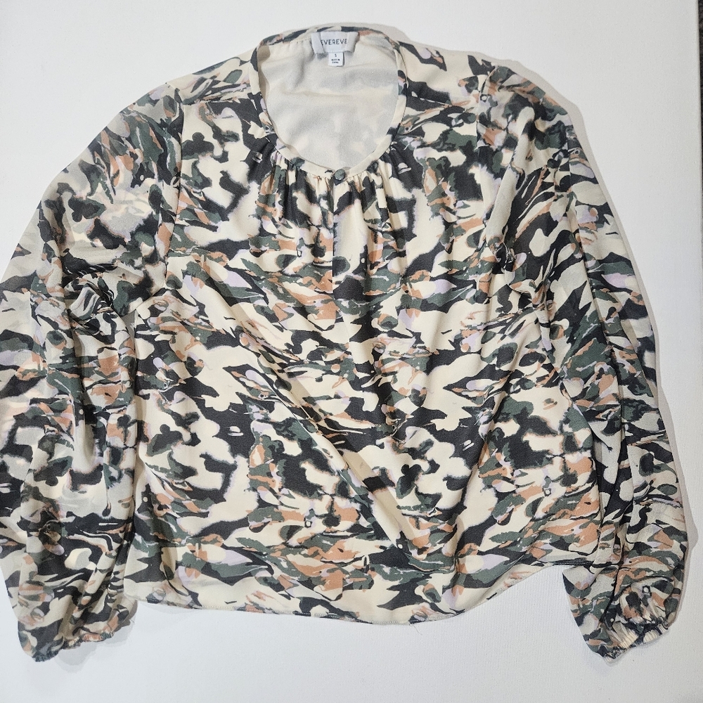 Evereve Scarlett Dolman Blouse Womens Small‎ Beige Green Abstract Balloon Sleeve
